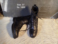 Boots 37