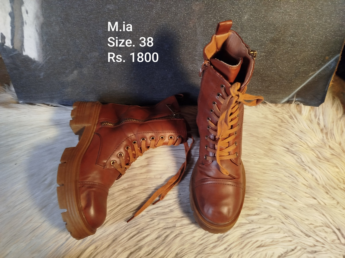 Mia 38