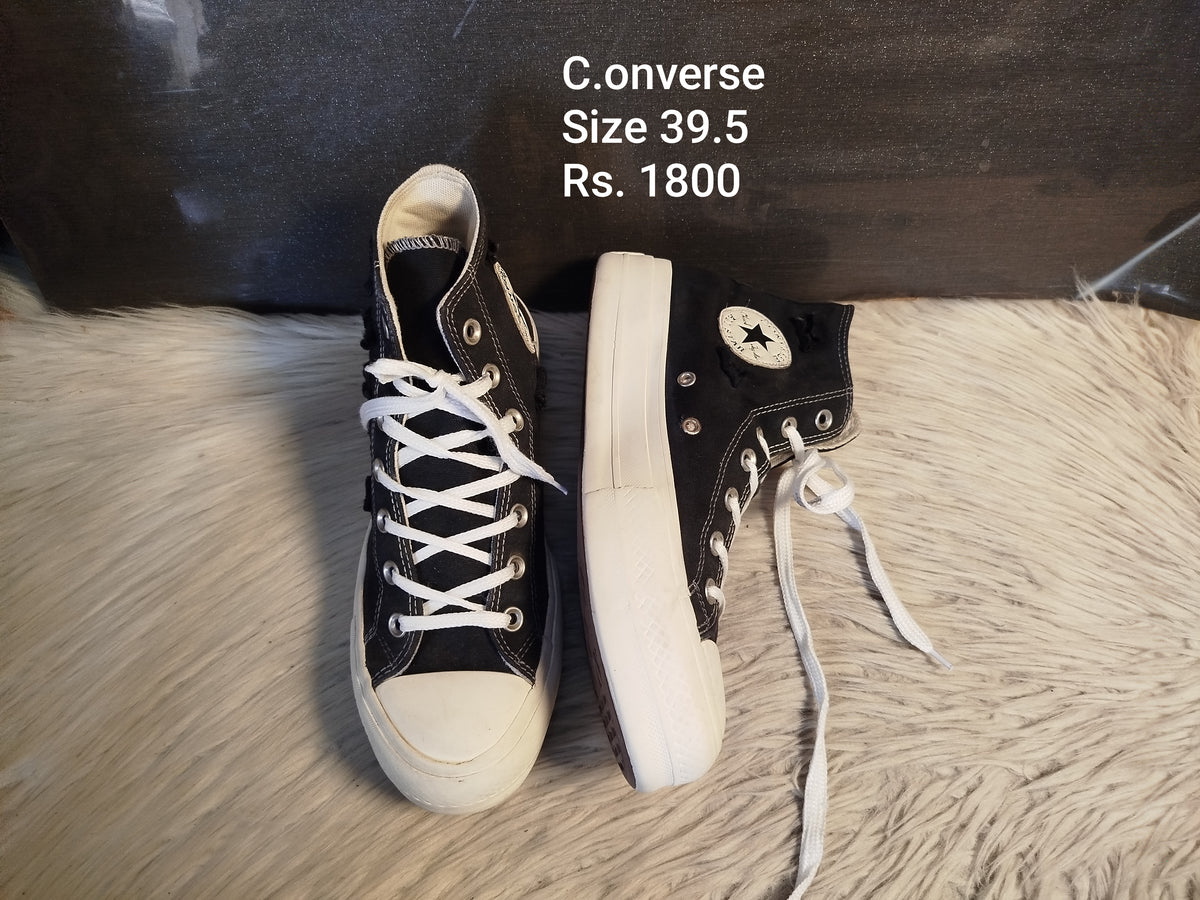 Converse 39.5