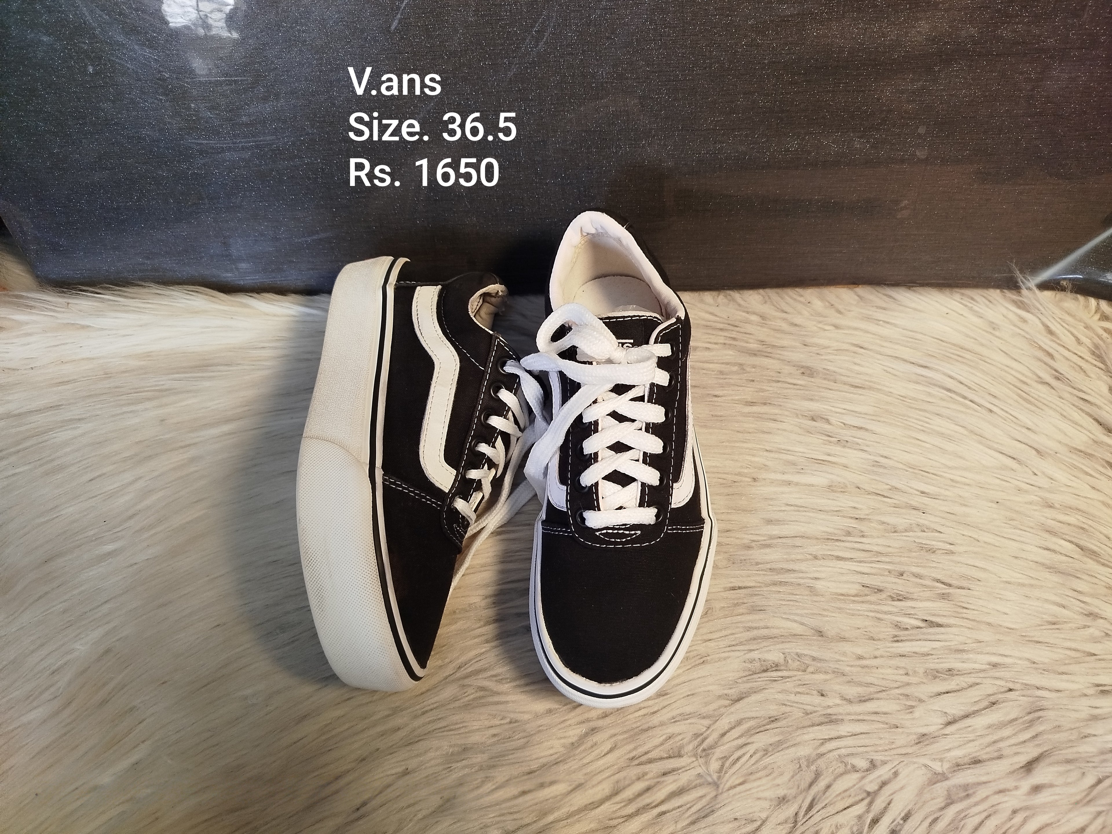 Vans 36.5