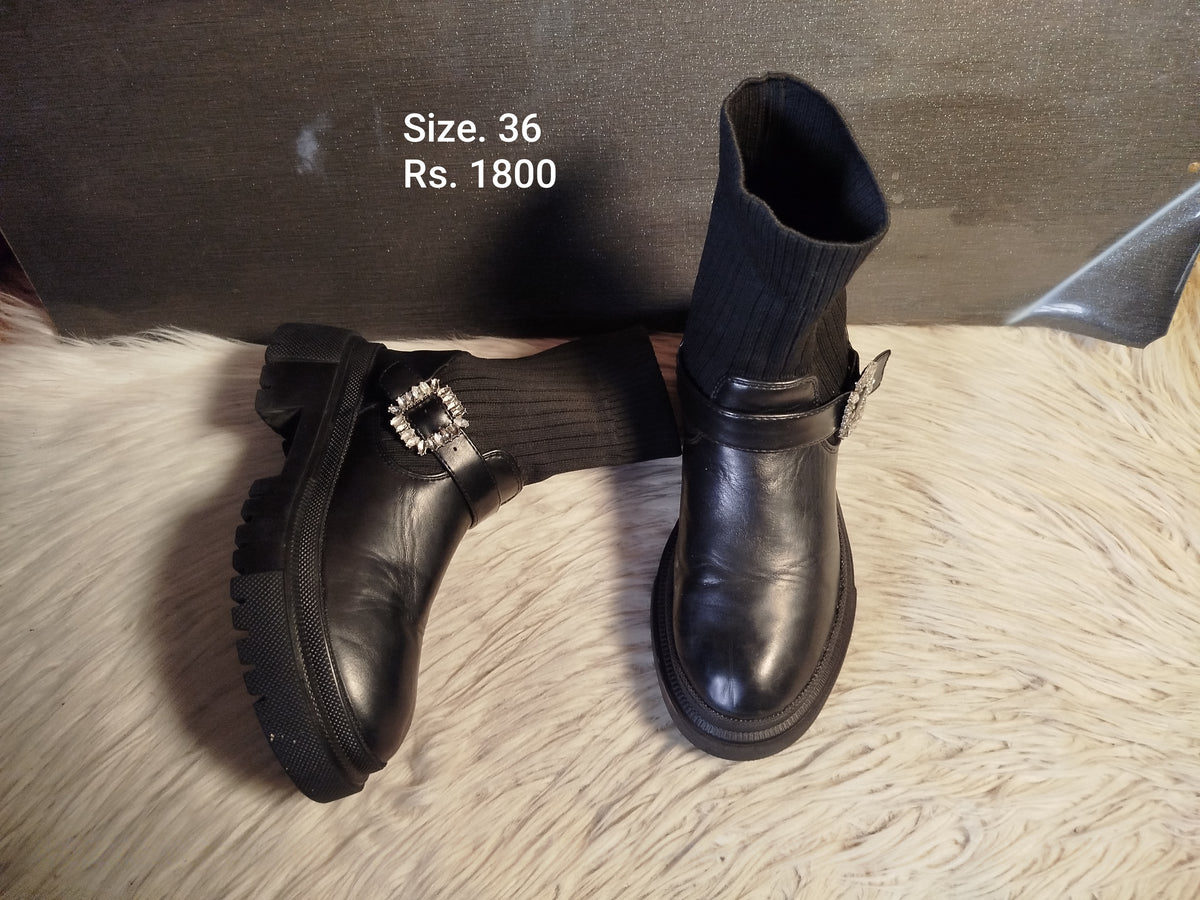 Boots 36
