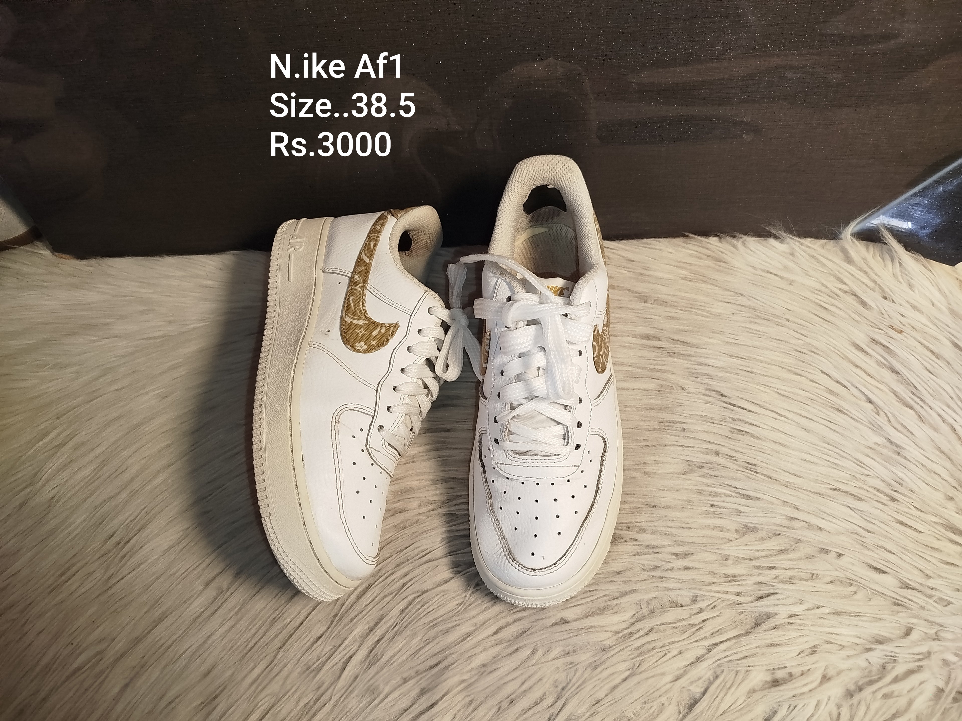Nike 38.5