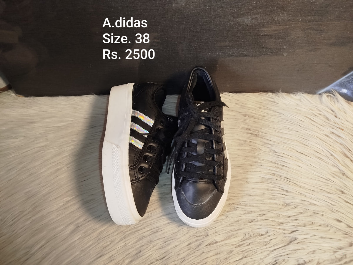 Adidas 38