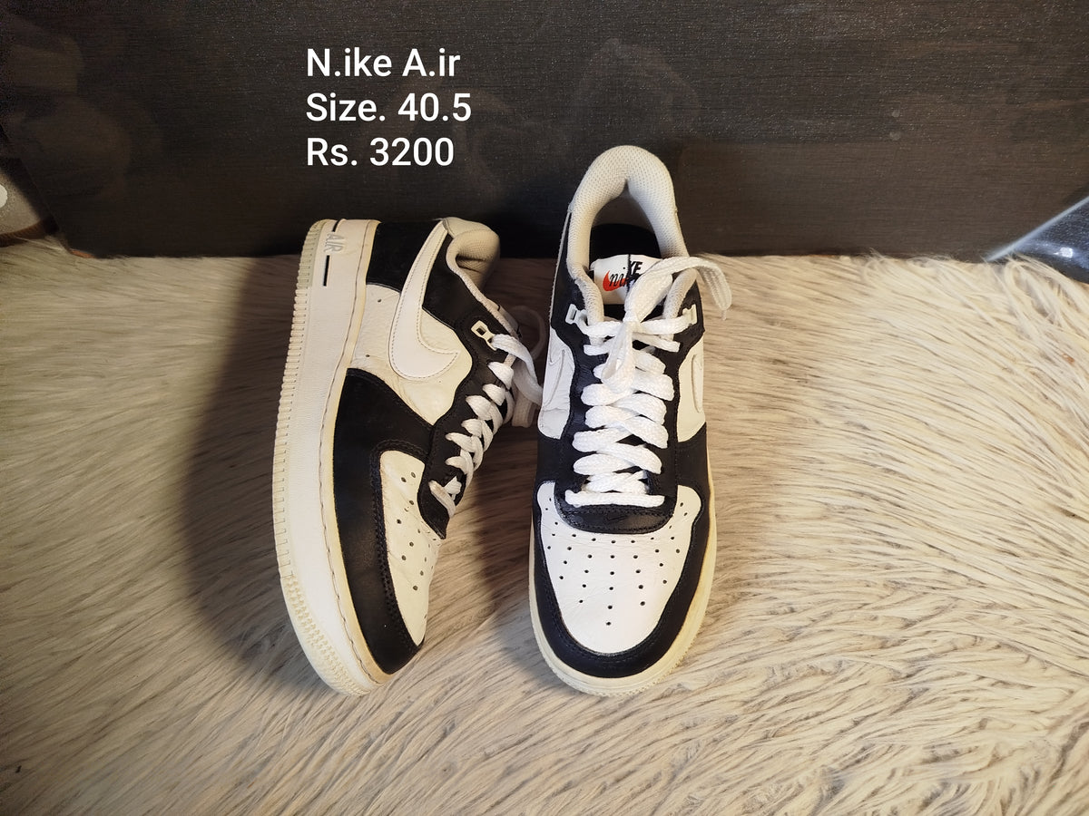 Nike 40