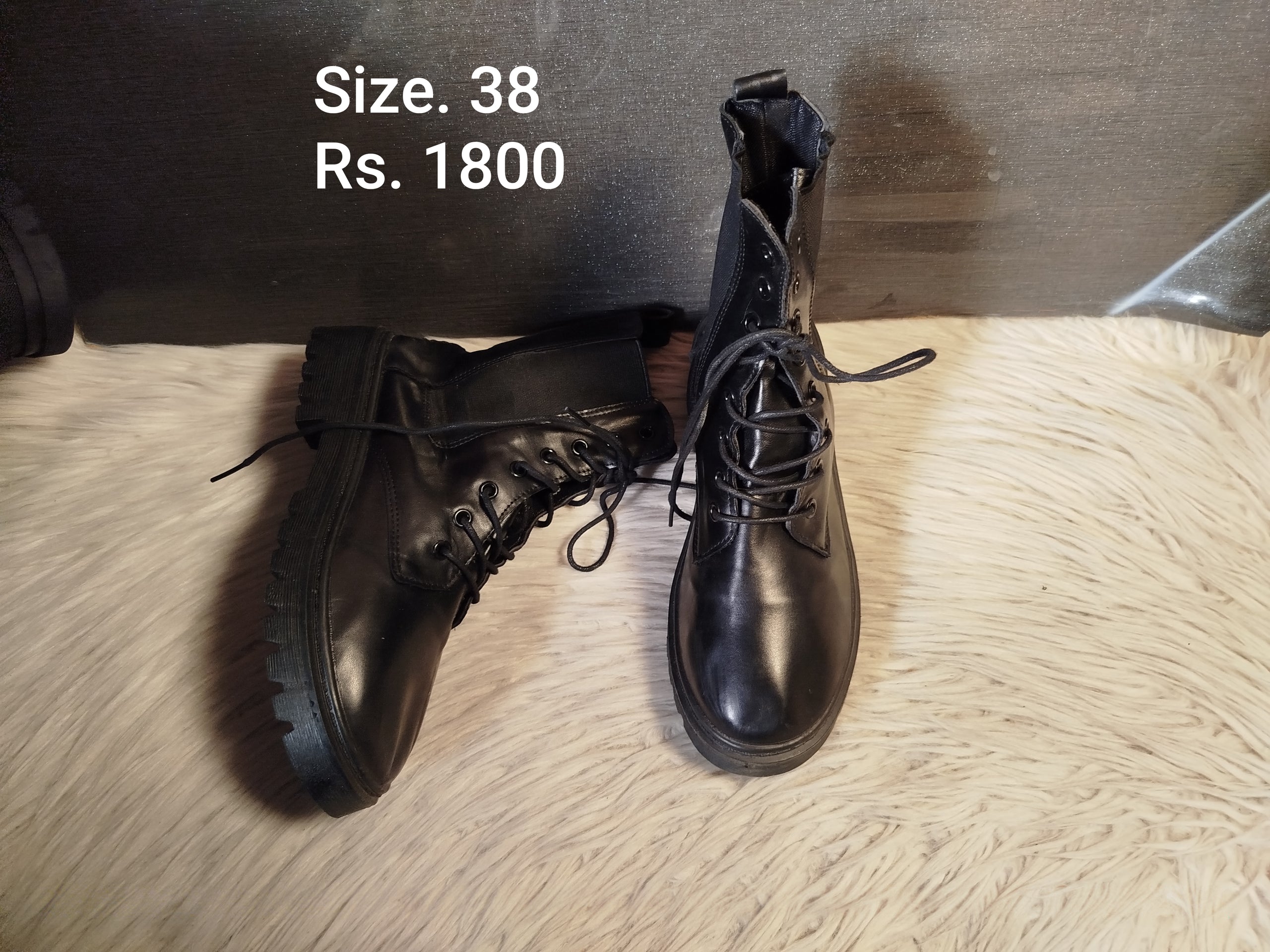 Boots 38