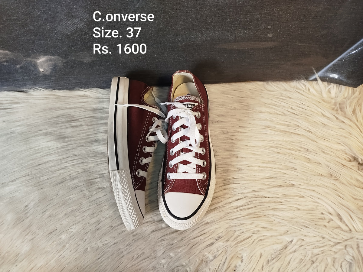 Converse 37
