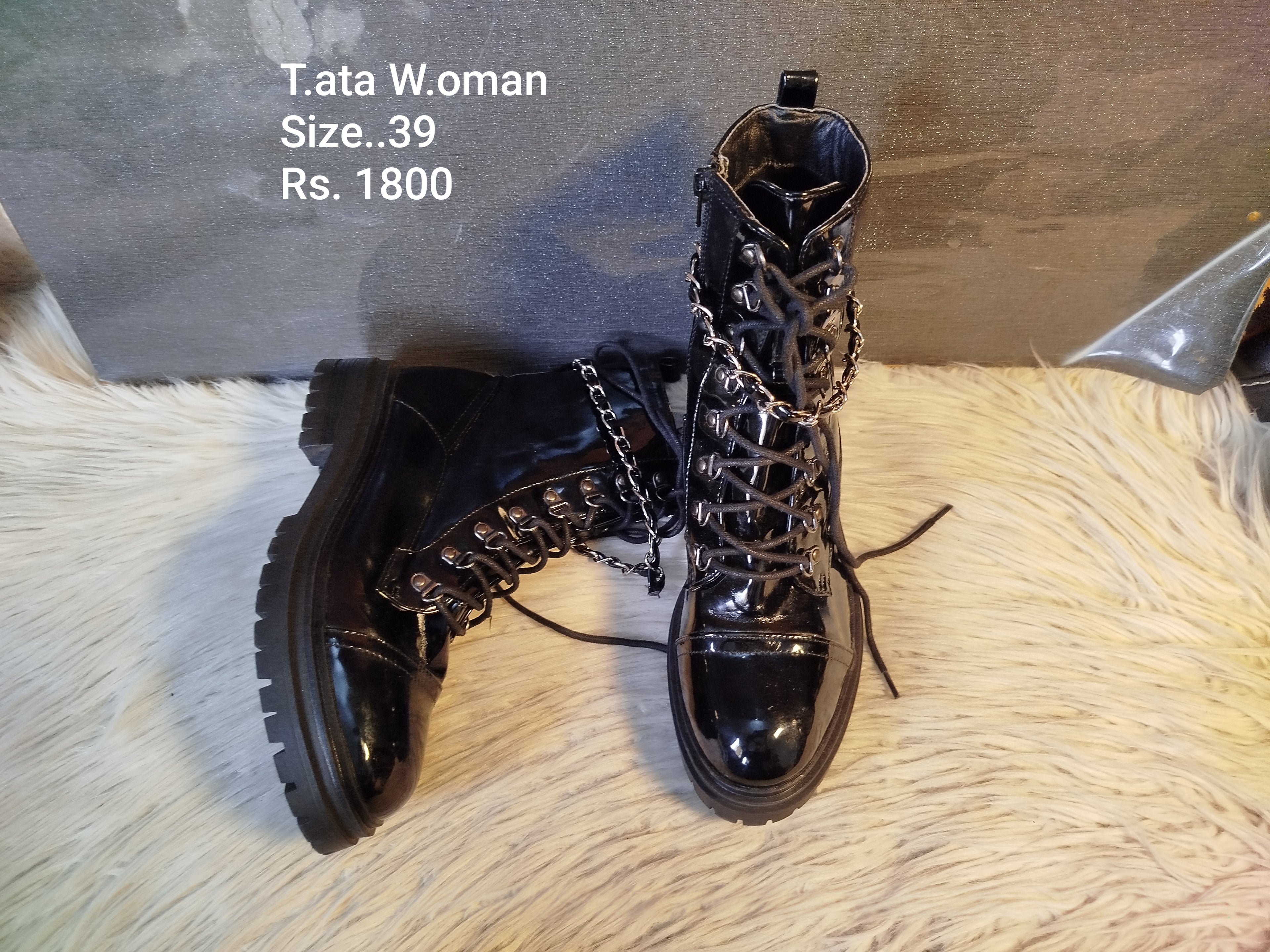 Tata women 39