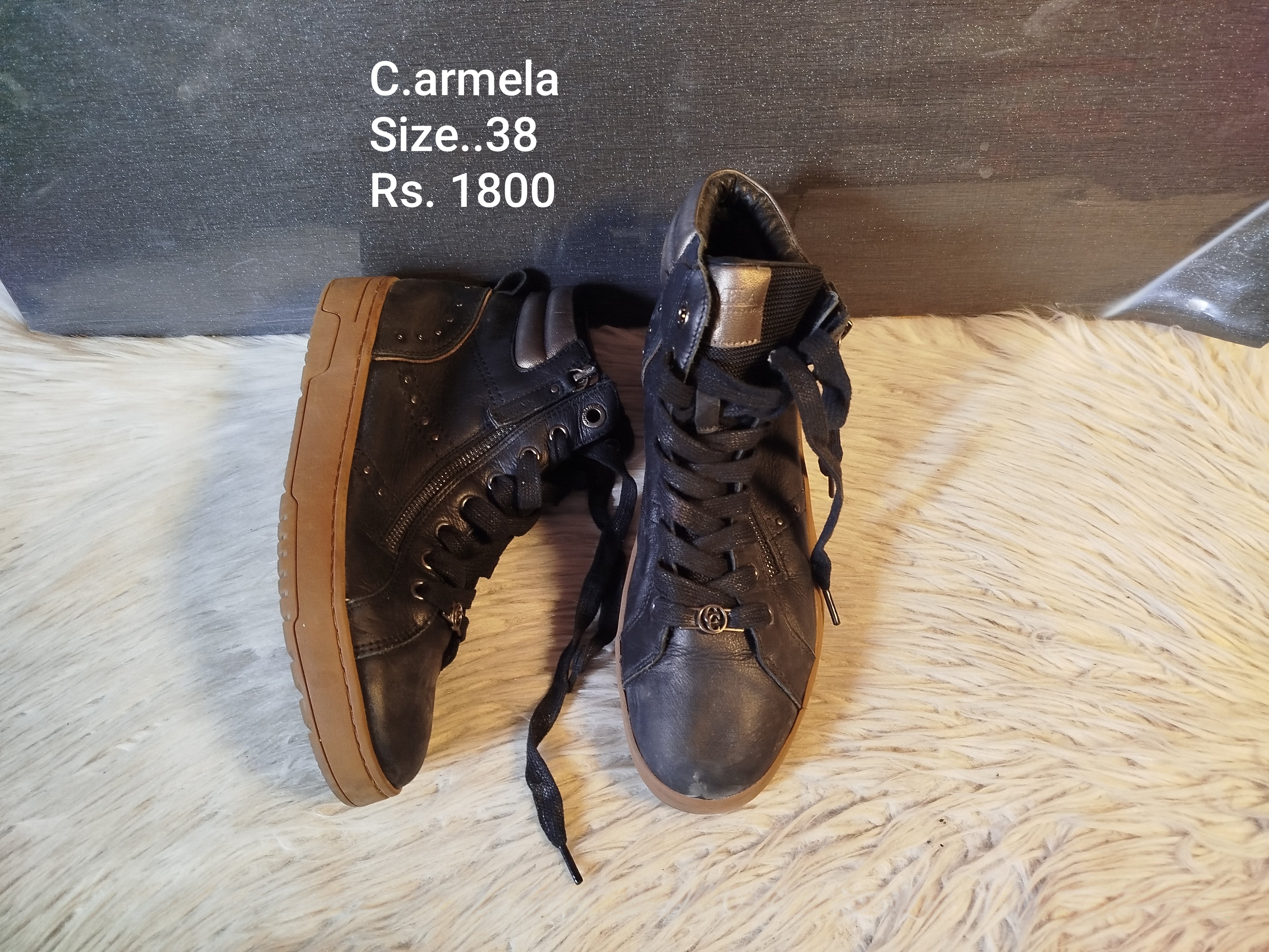 Carmela 38