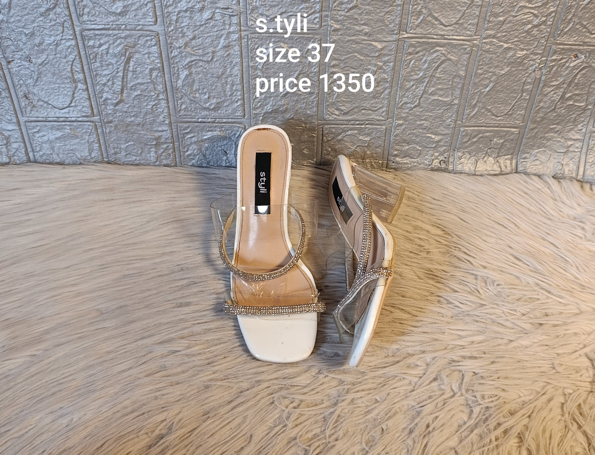 Styli 37