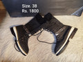 Boots 38