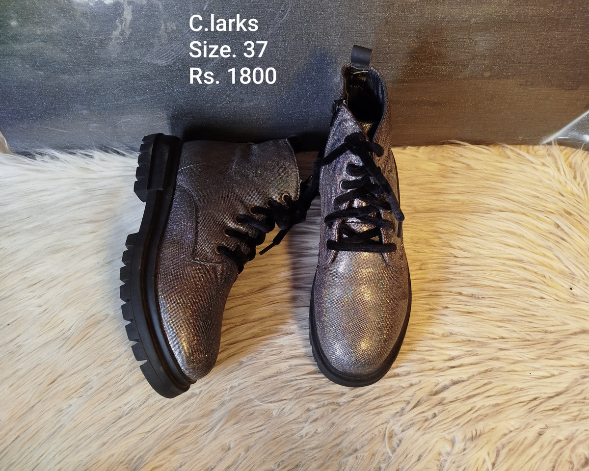 Clarks 37