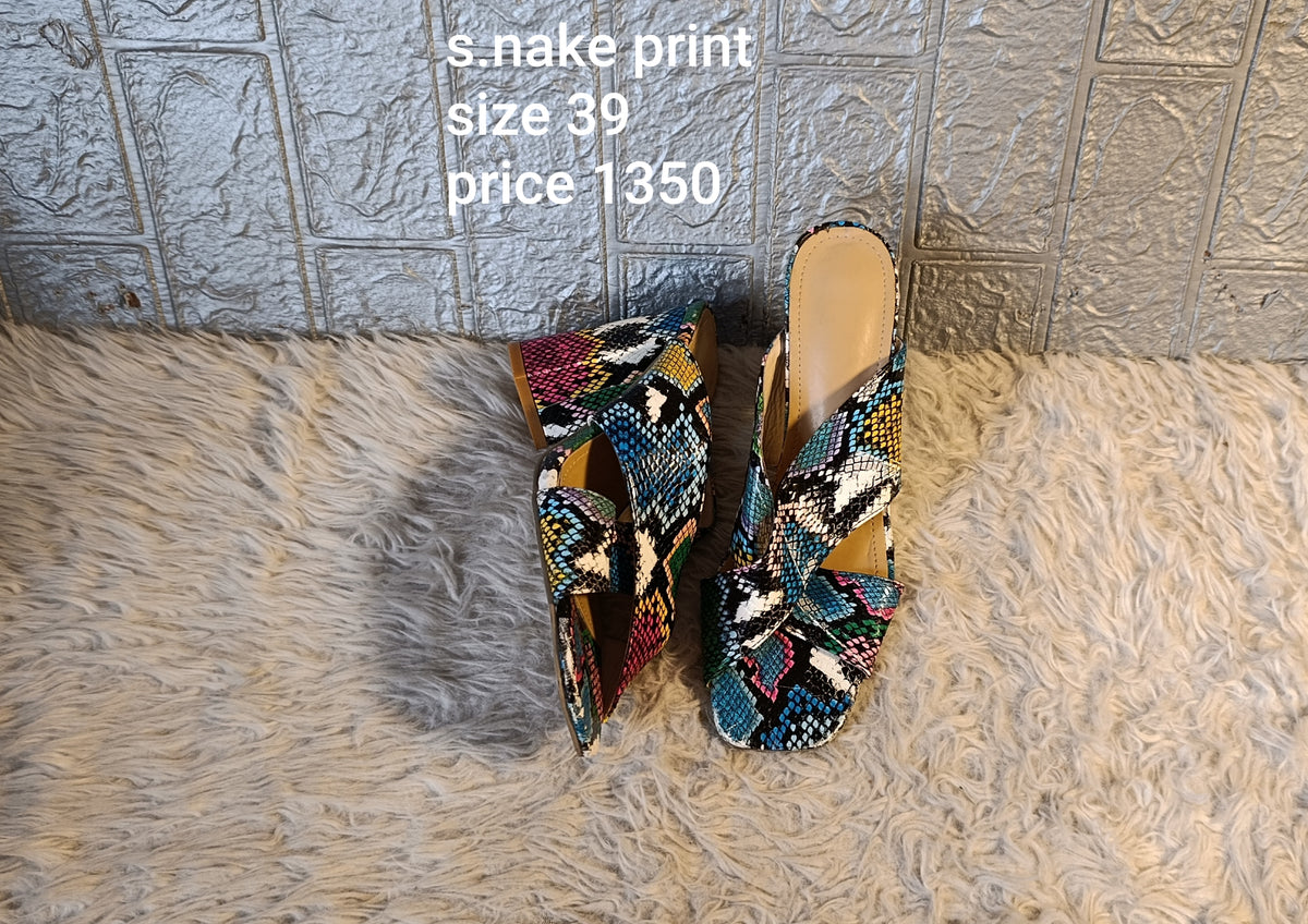 Snake print 39