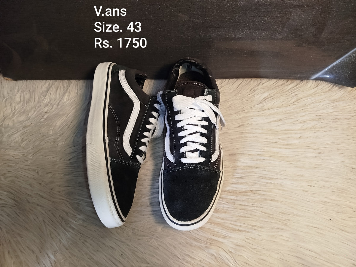 Vans 43