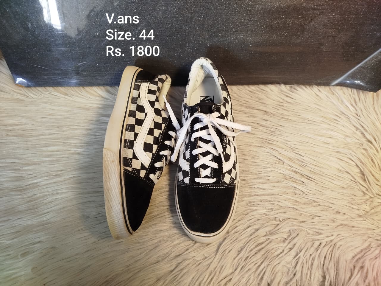 Vans 44