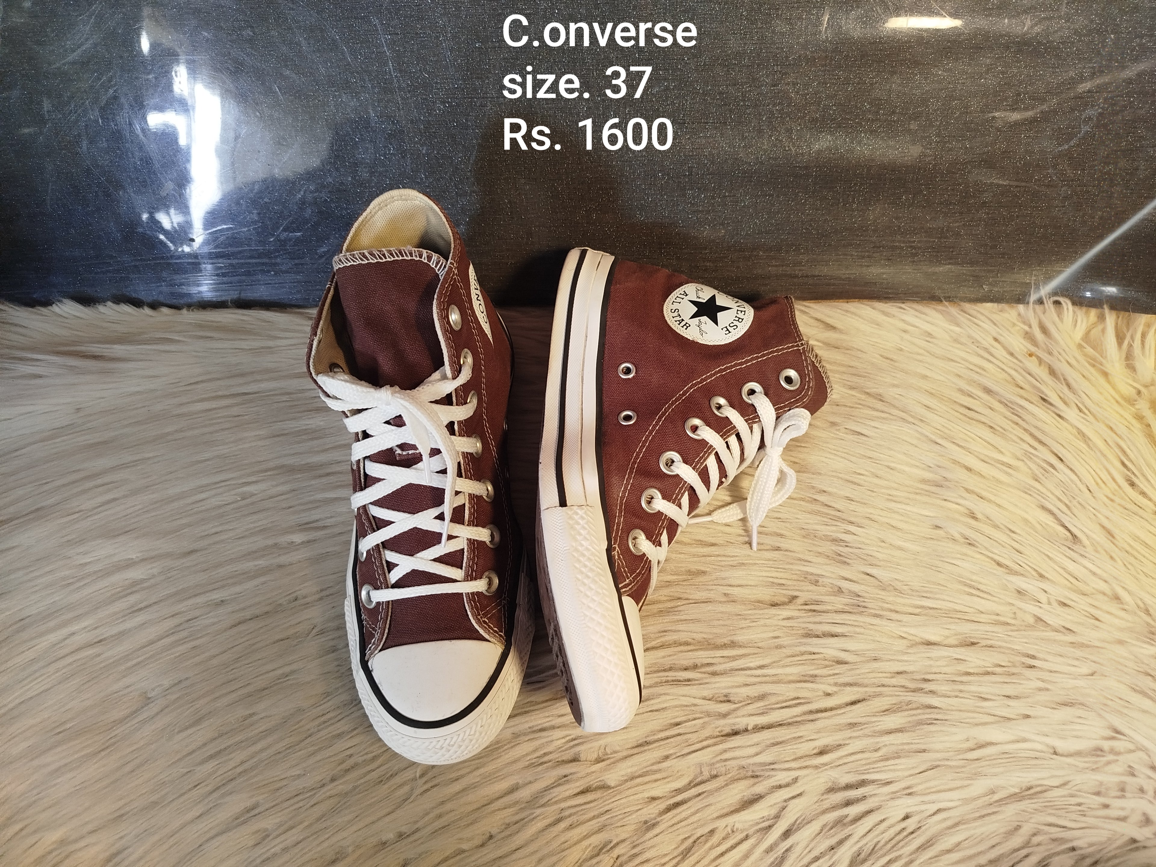 Converse 37