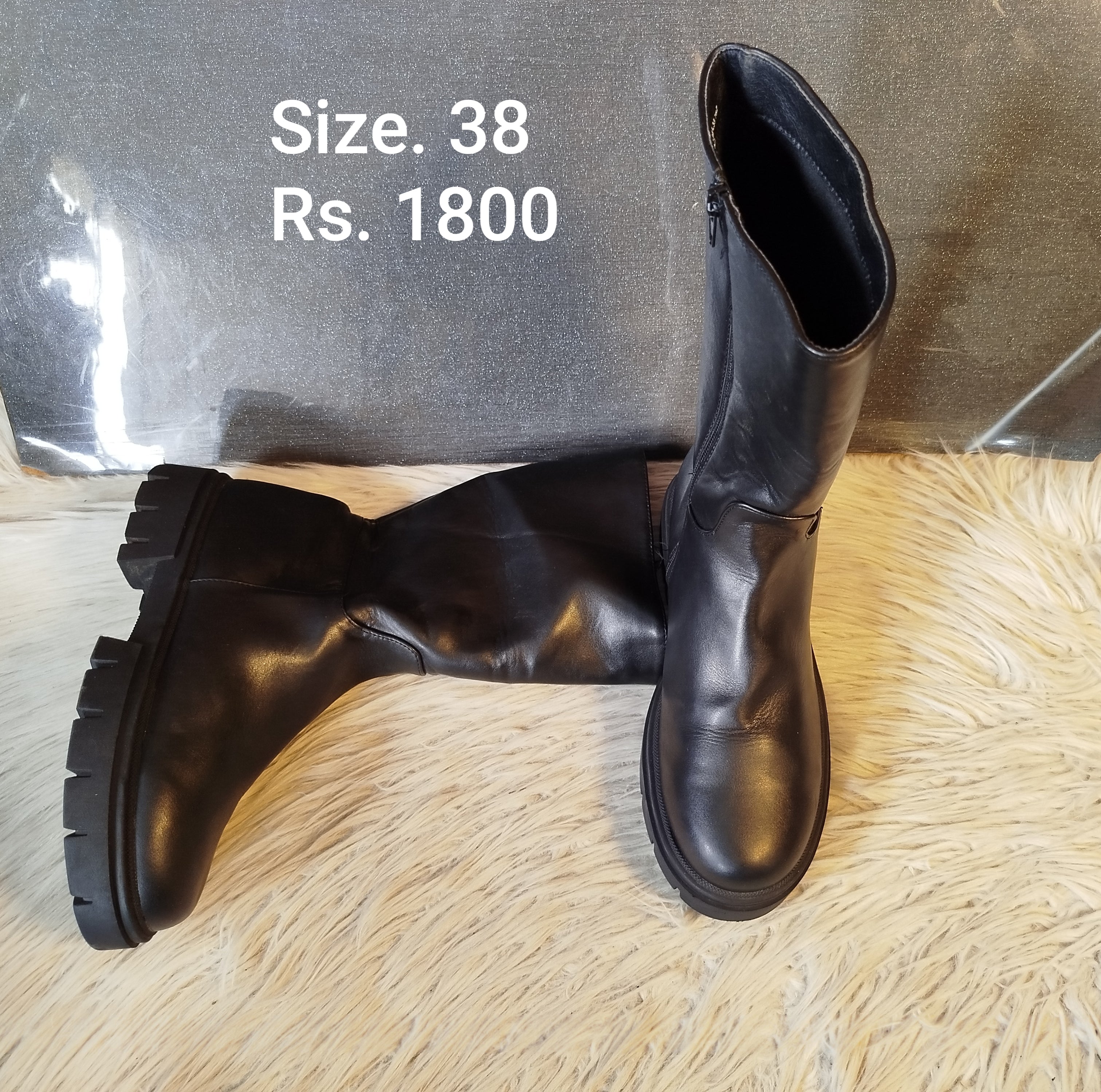 Boots 38