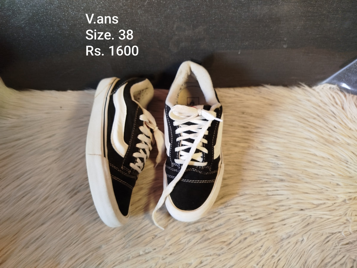 Vans 38