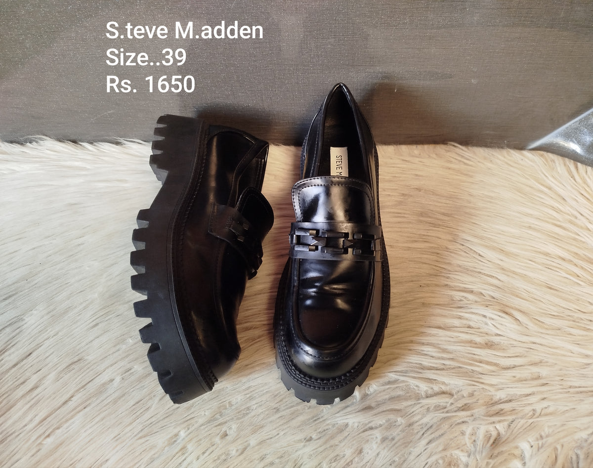 Steve Madden 39