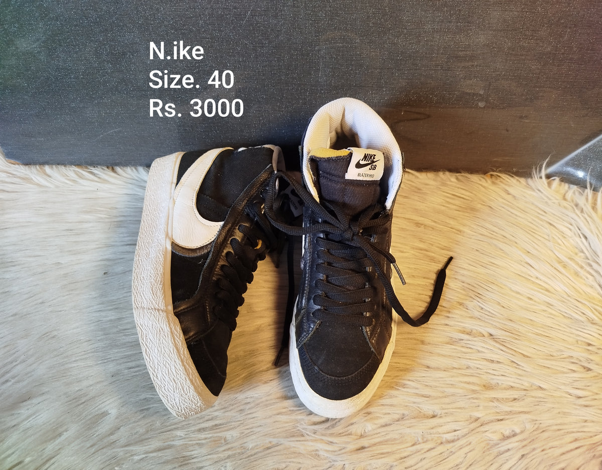 Nike 40