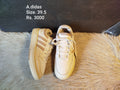 Adidas 39.5