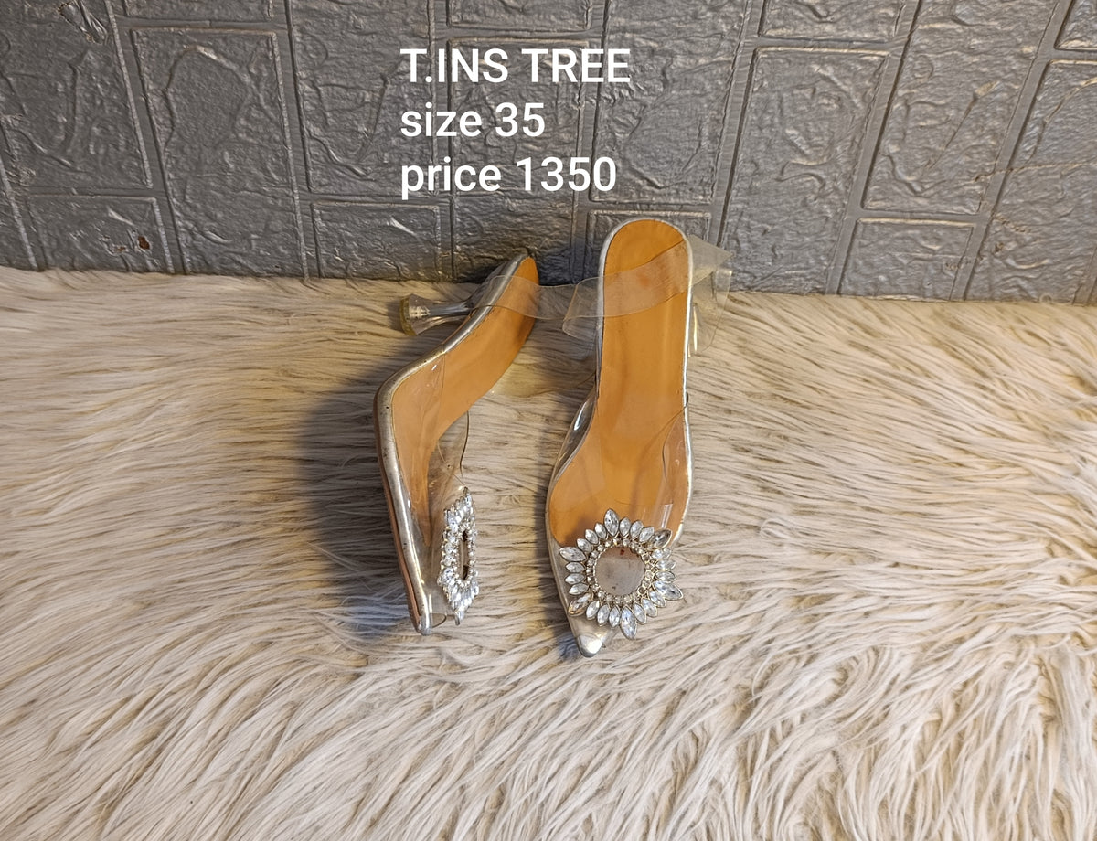 Tins tree 35