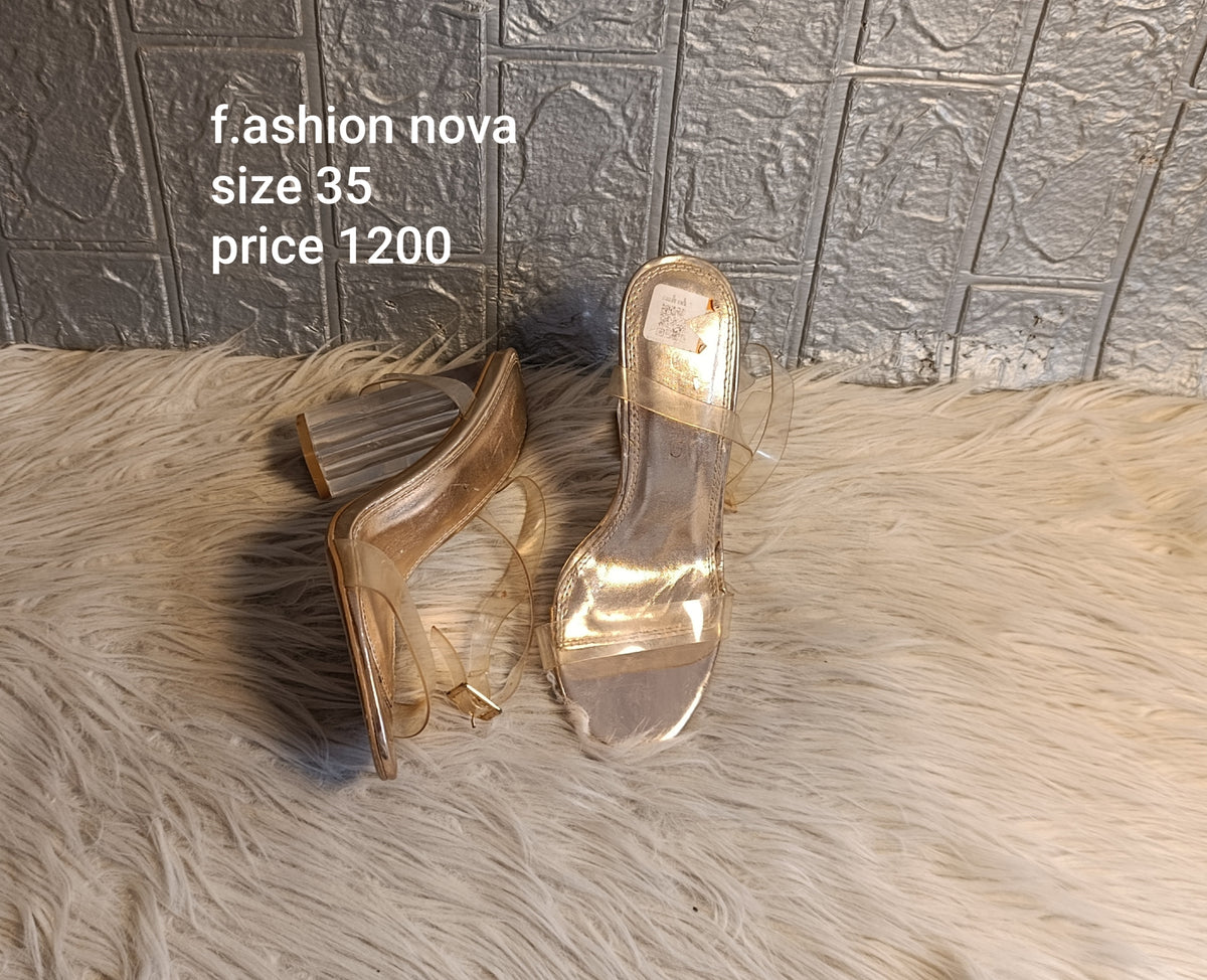 Fashion nova 35
