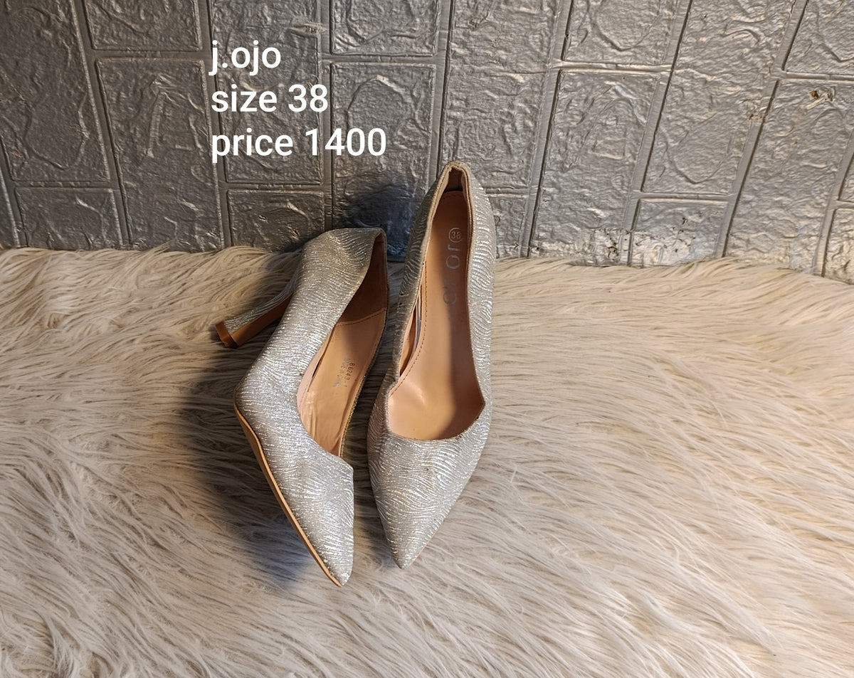 JoJo 38