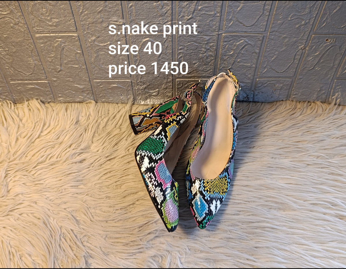 Snake print 40