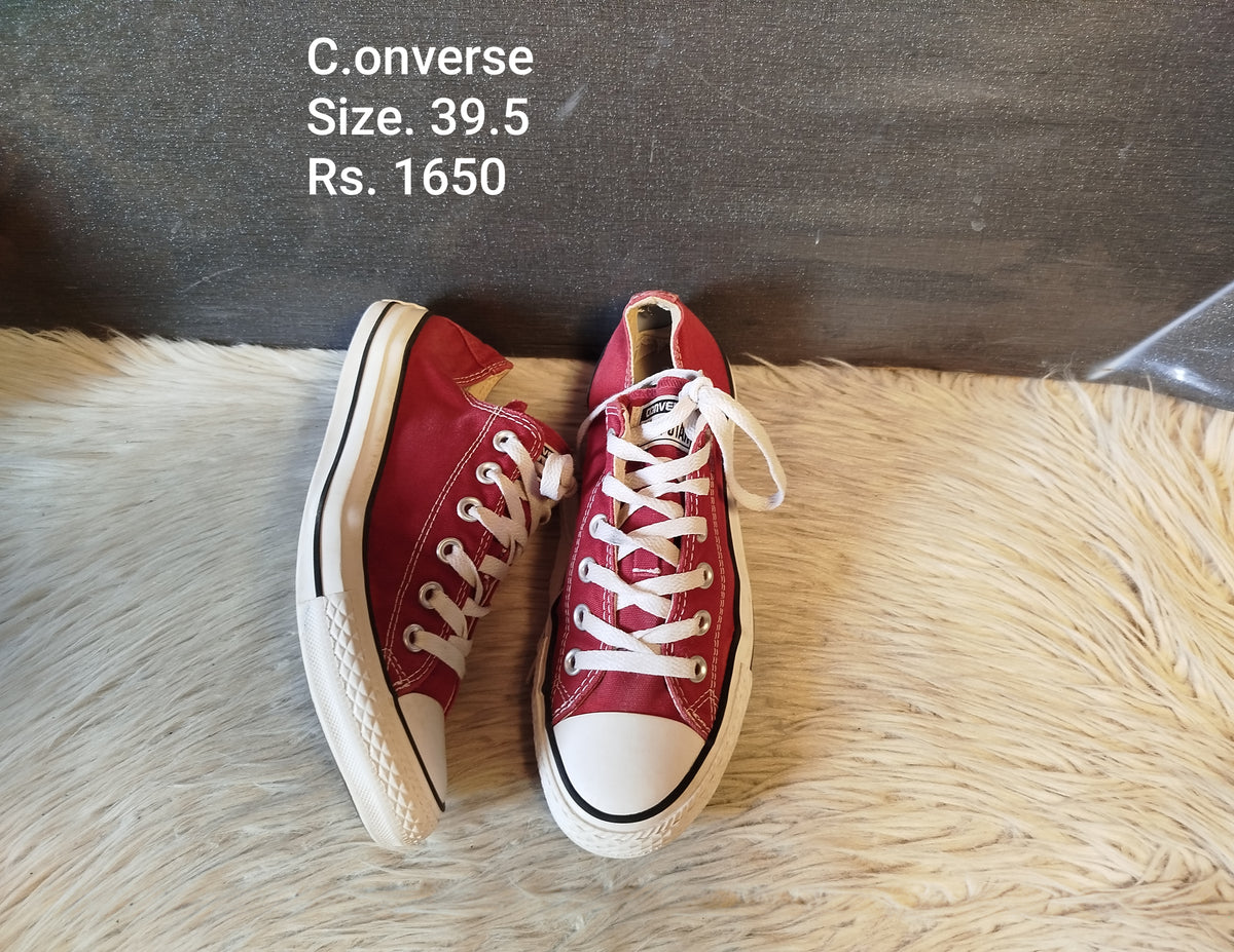 Converse 39.5