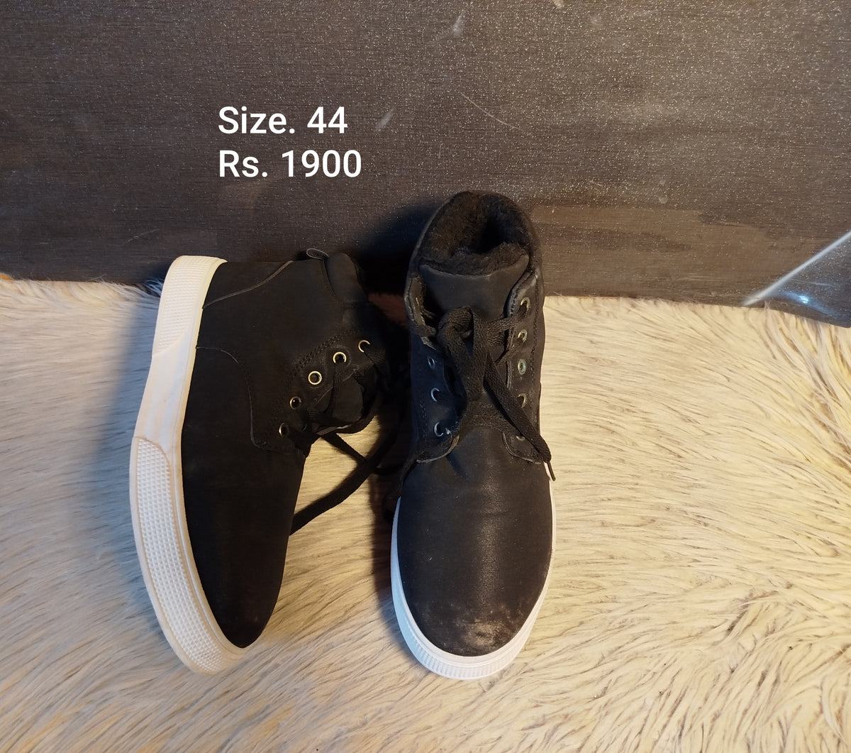 Boots 44