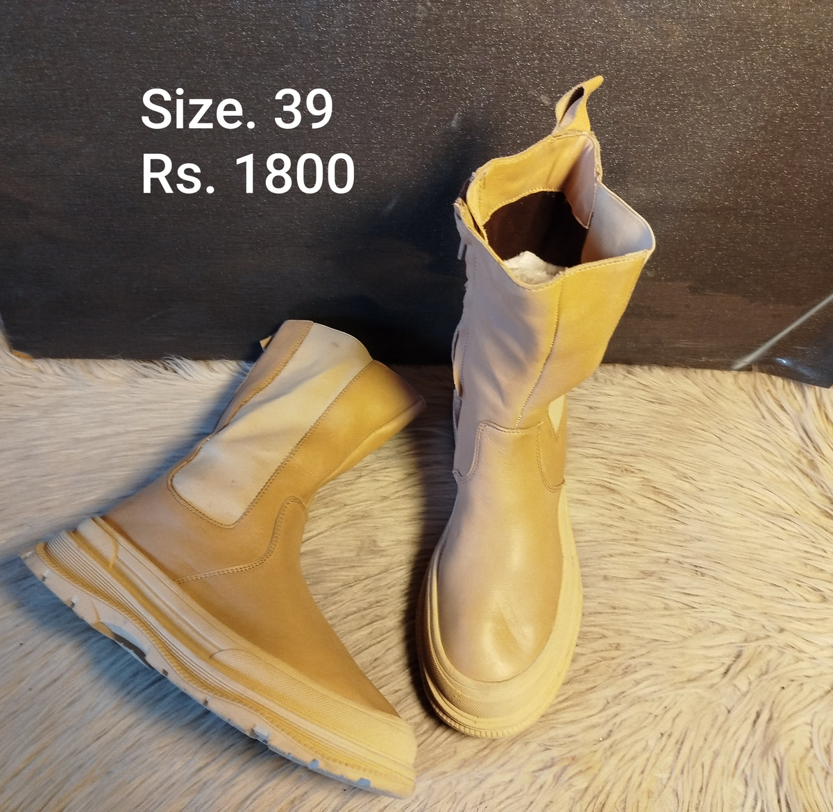 Boots 39