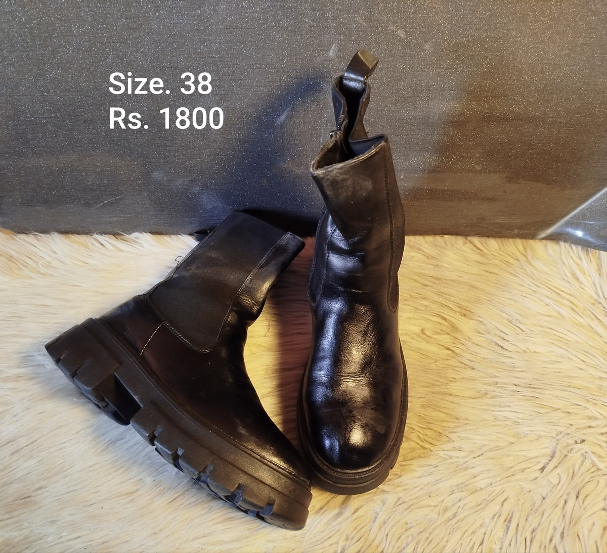 Boots 38