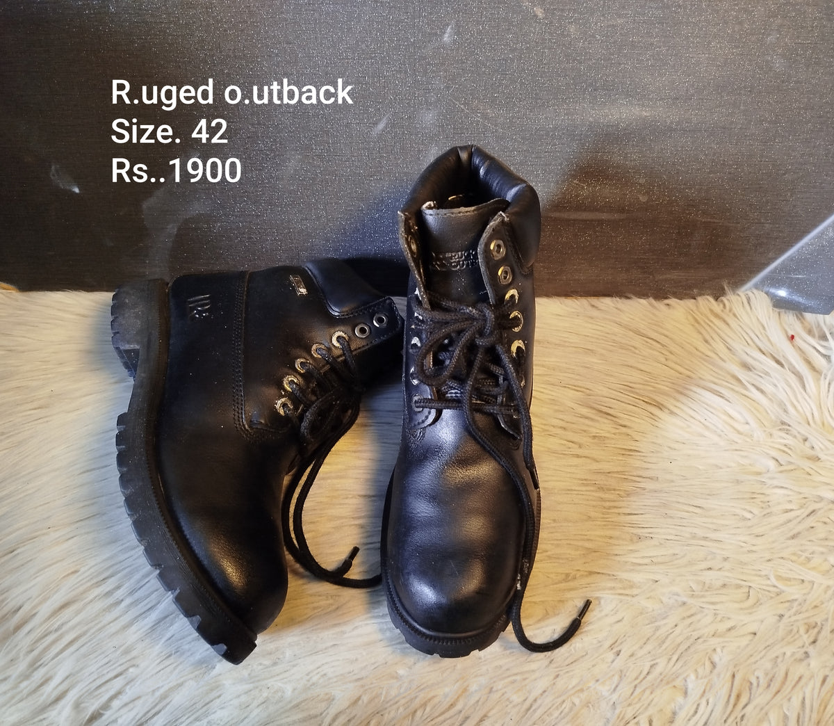 Ruged outback 42