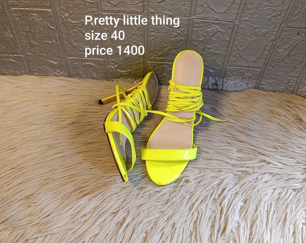 Pretty little thing 40