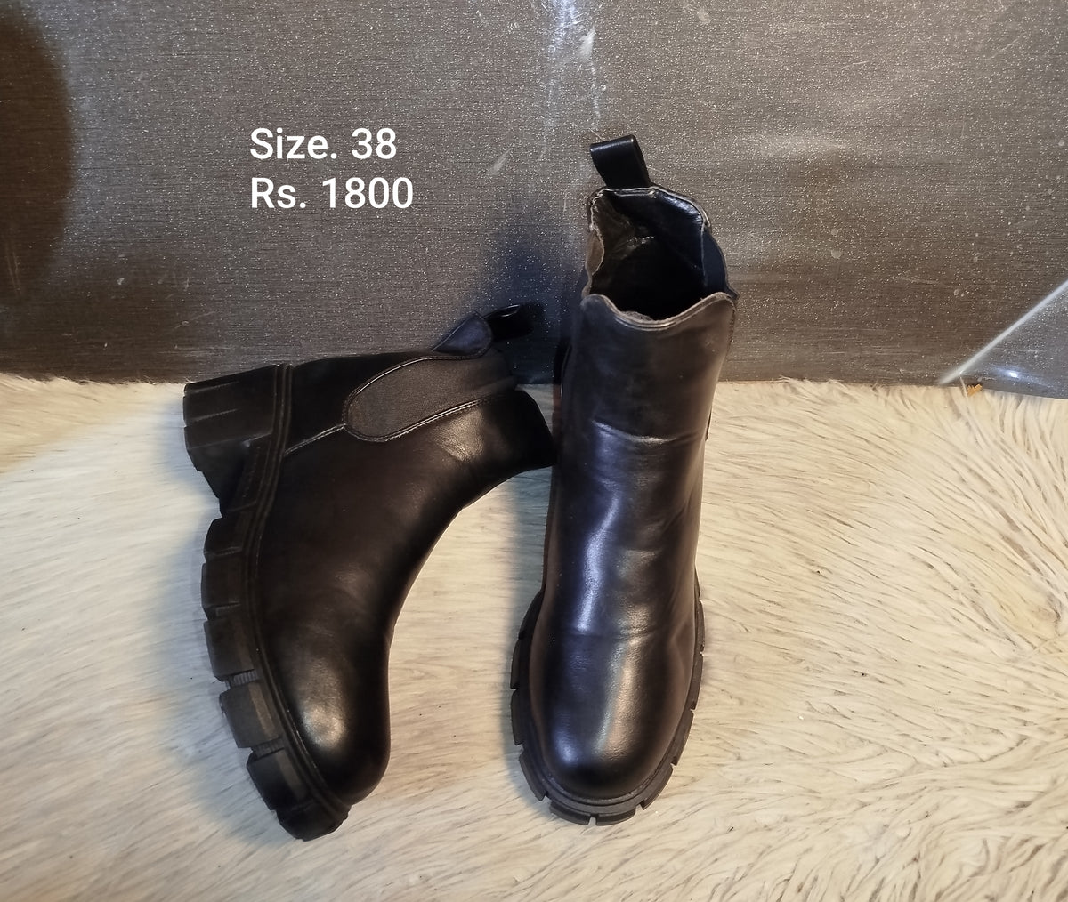 Boots 38