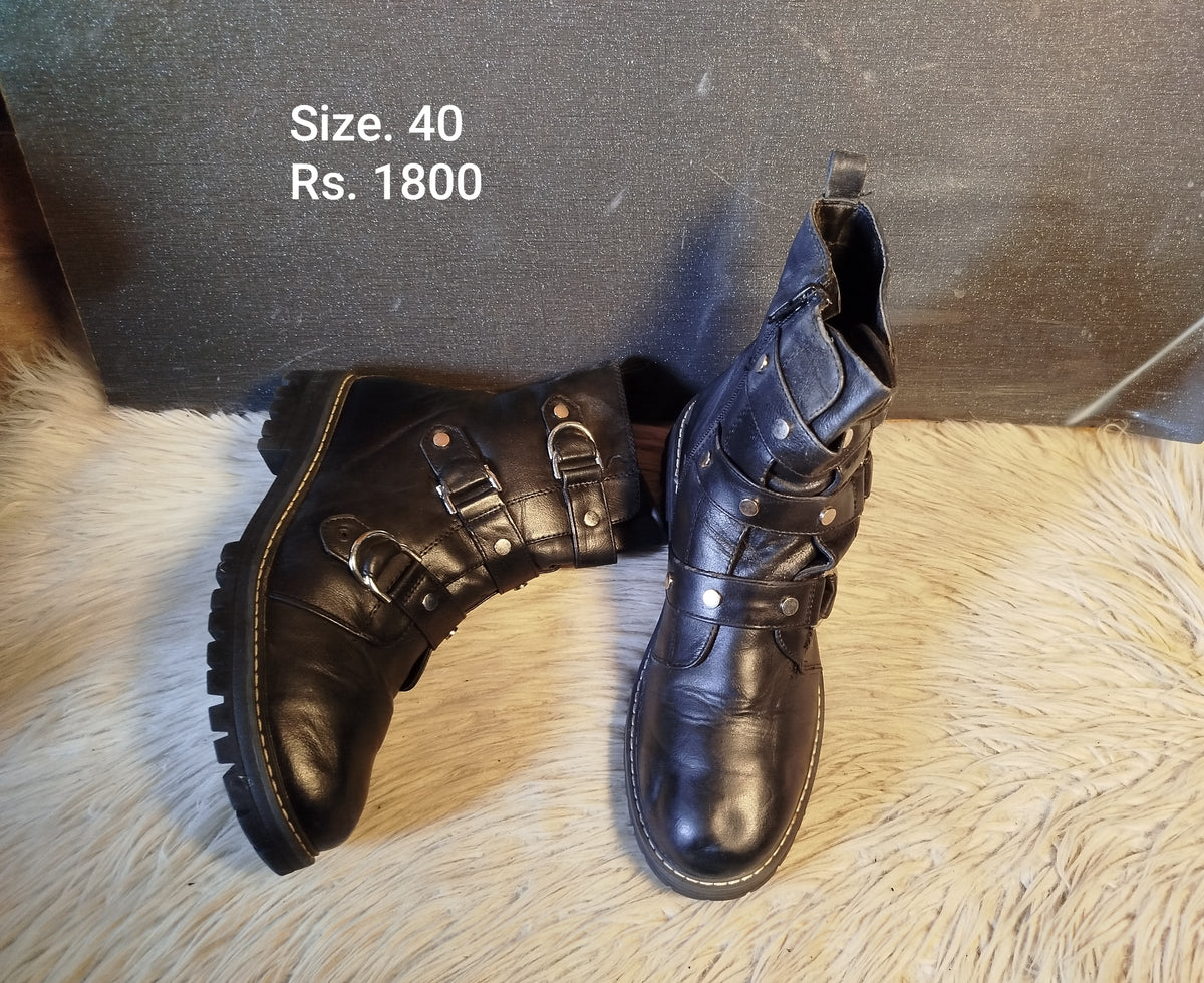 Boots 40