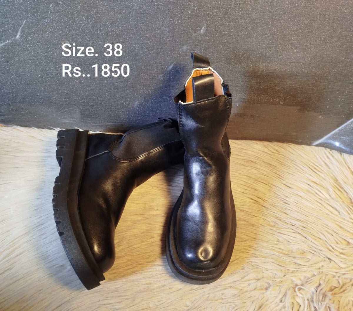 Boots 38