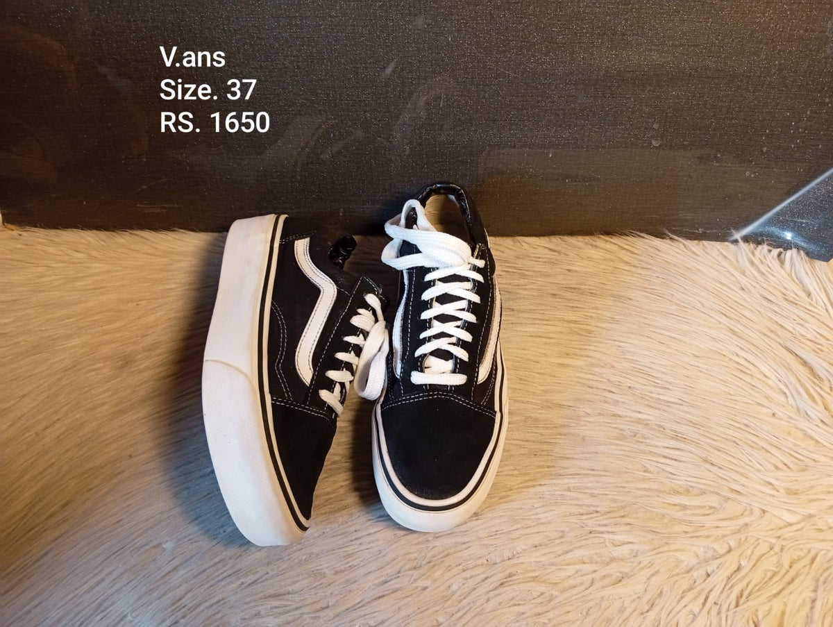 Vans 37
