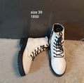 Boots 39