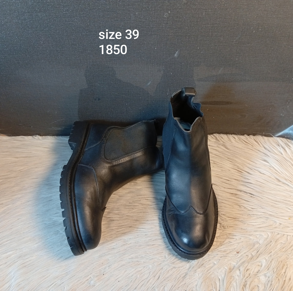 Boots 39