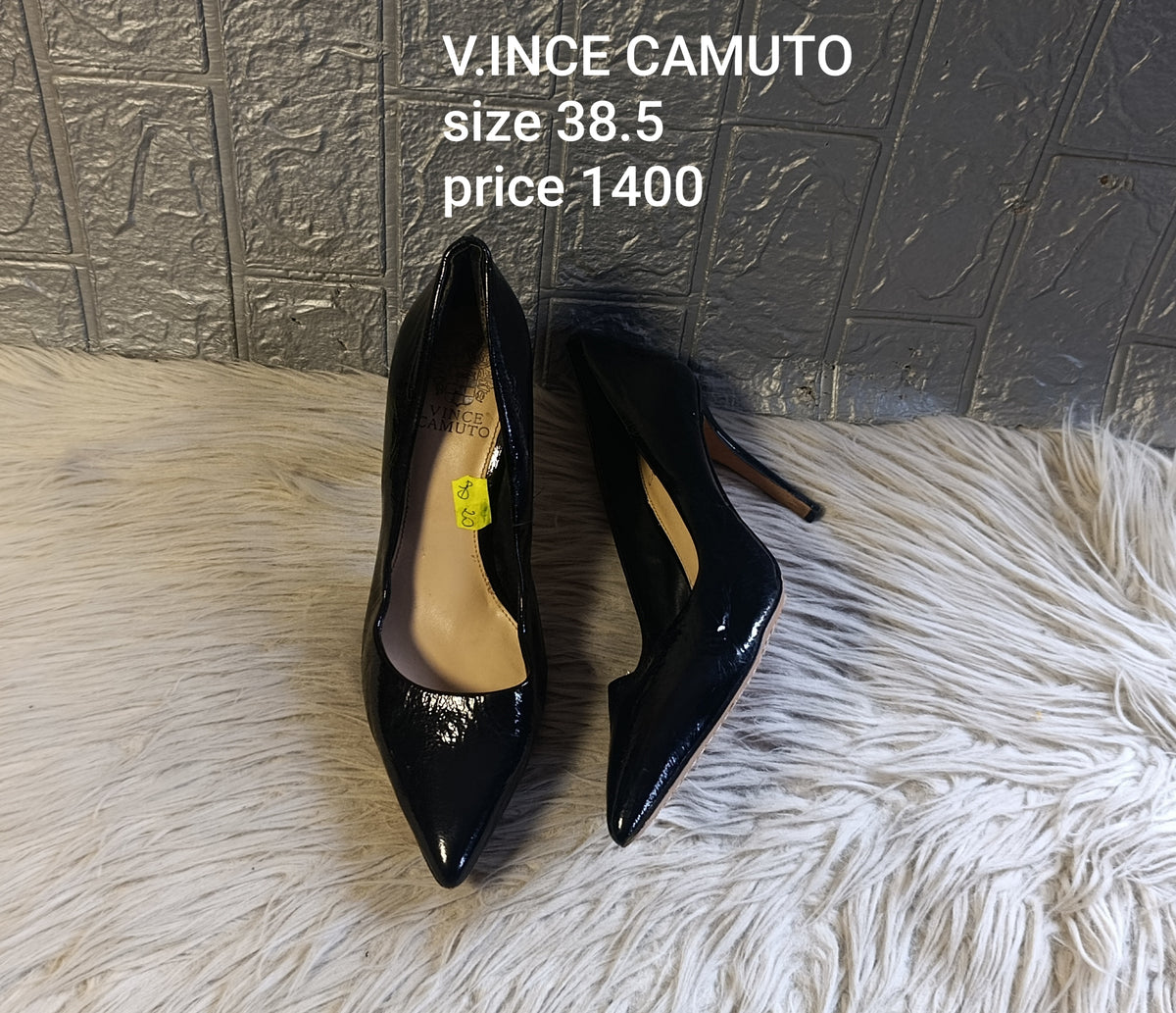 Vince camuto 38.5