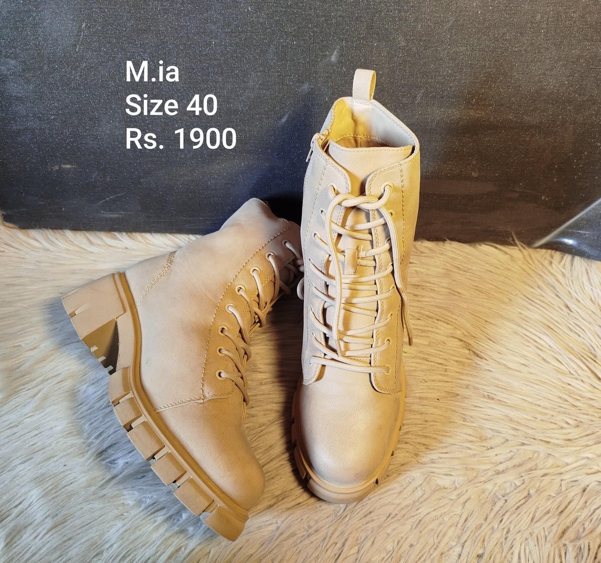 Mia 40