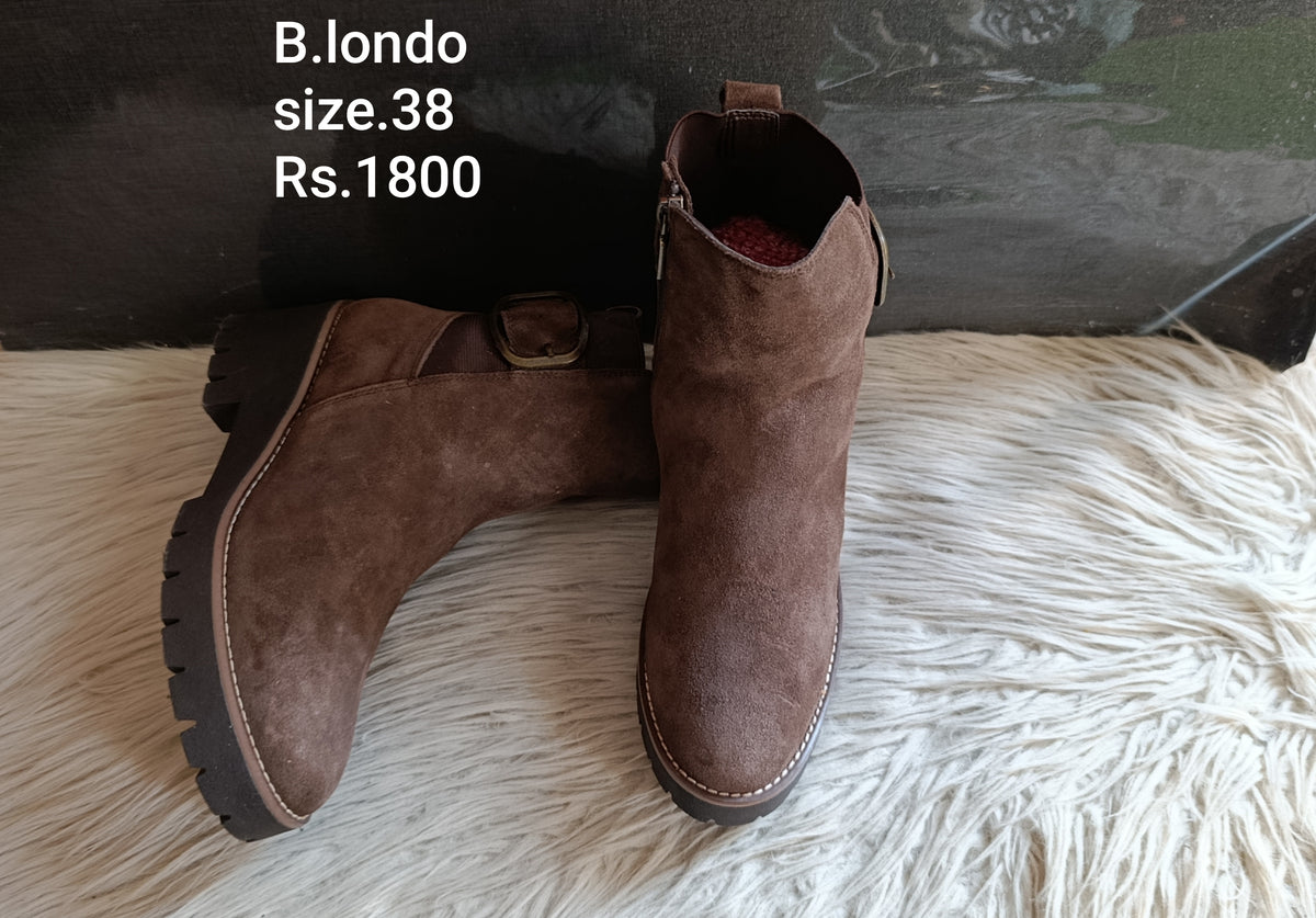 Blondo 38