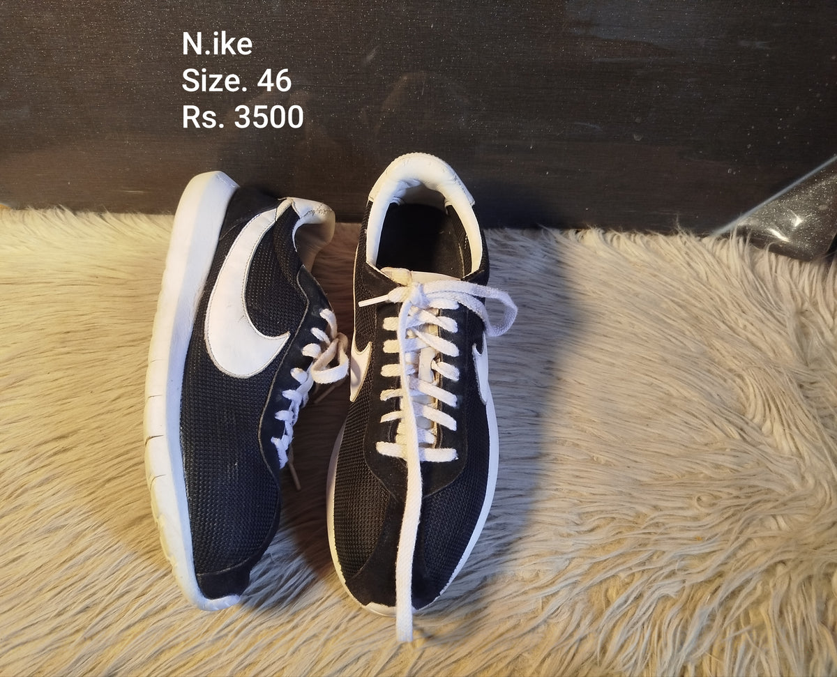 Nike 46