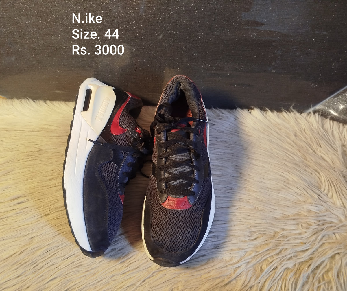 Nike 44