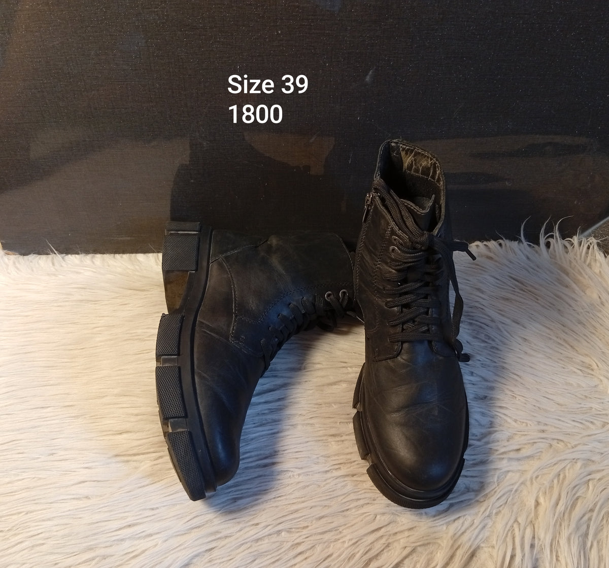 Boots 39