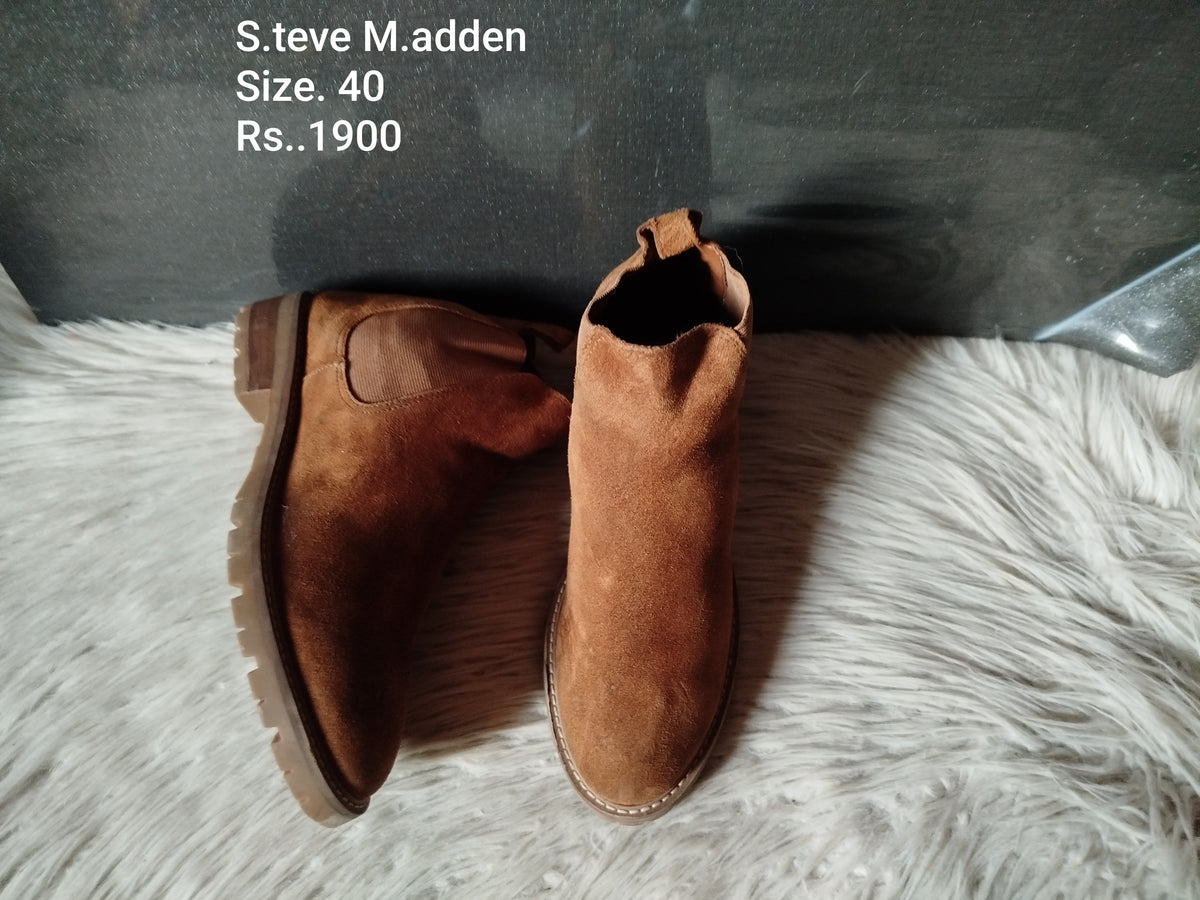 Steve Madden 40