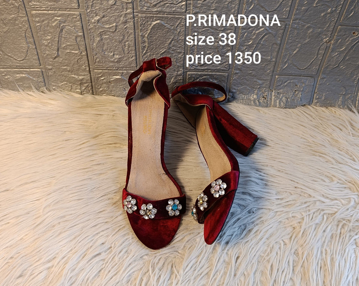 Primadona 38