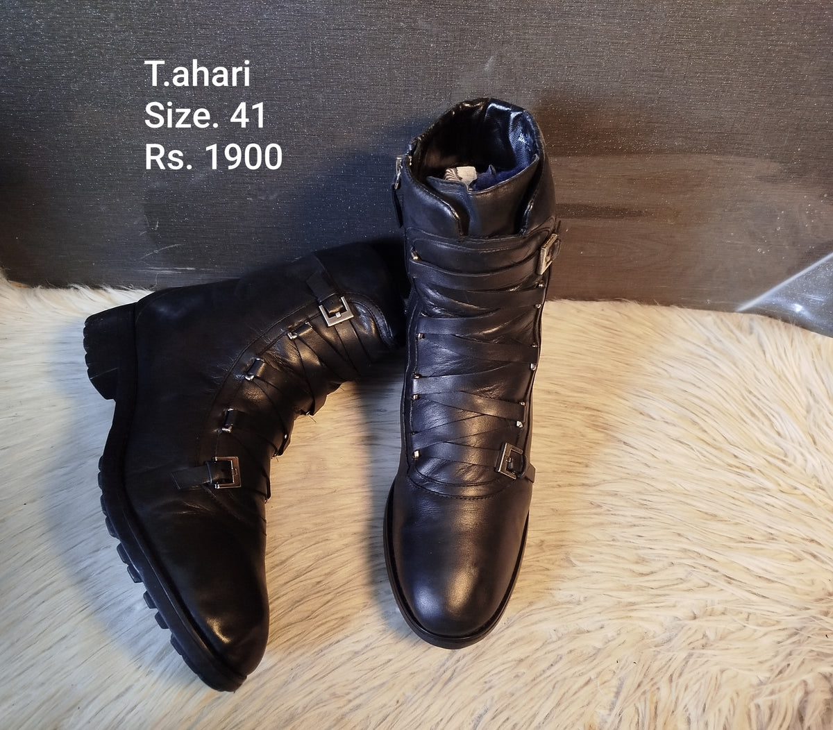 Tahari 41
