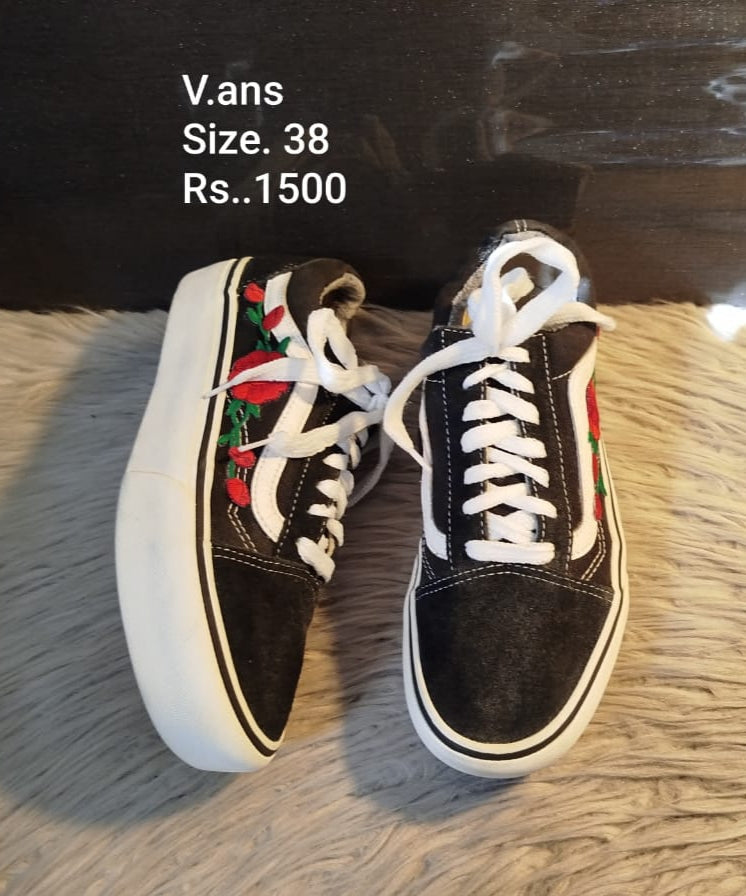 Vans sneakers